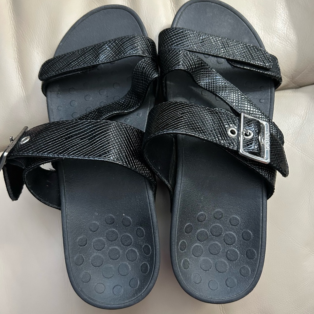 Vionic Black Sandals with Adjustable Straps and Textured Footbed